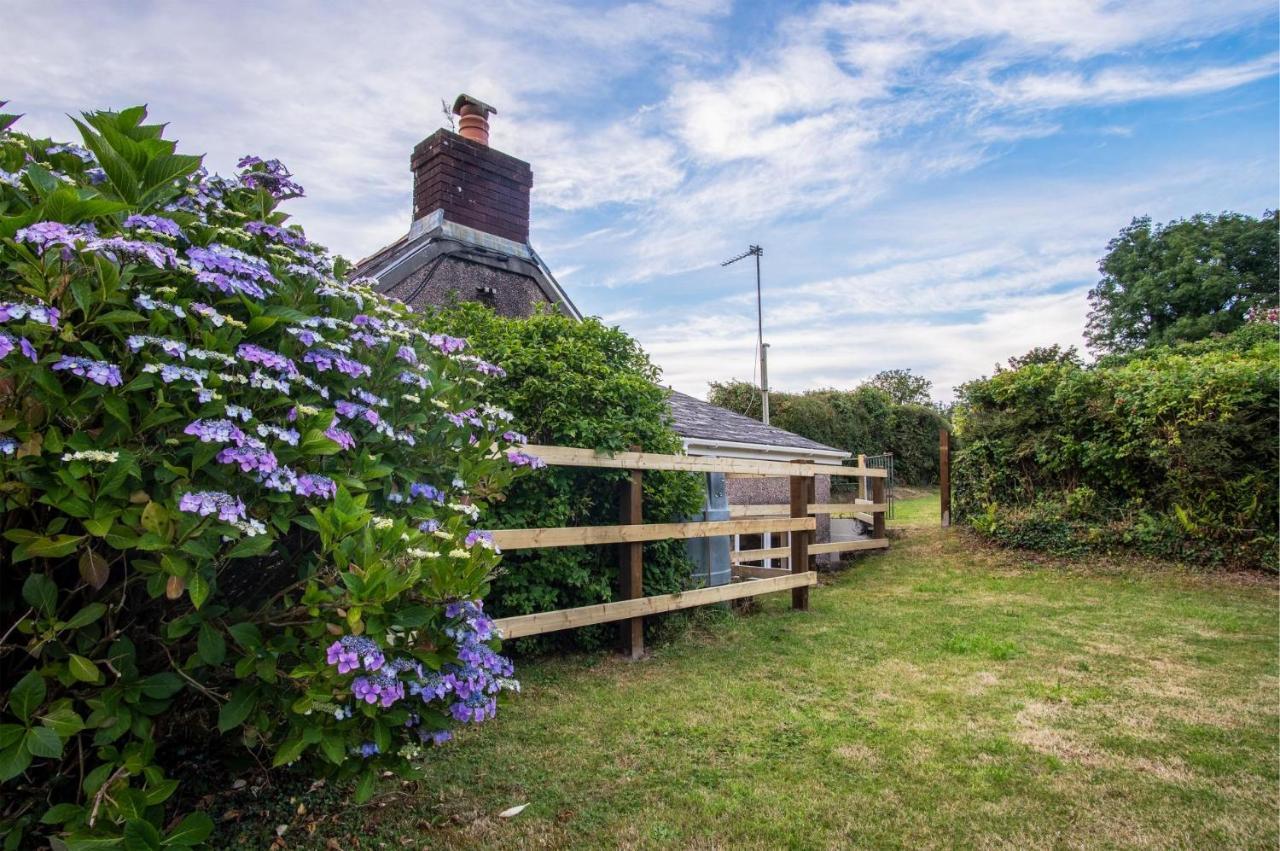 Holloway - 2 Bedroom Cottage - Stepaside Stepaside (Pembrokeshire) Exterior photo